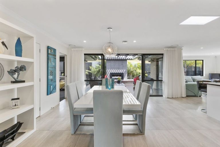 Photo of property in 17 Wautaiti Drive, Riverhead, 0820