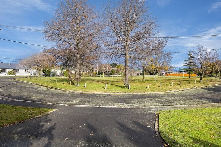 Photo of property in 15 Nicholas Drive, Linwood, Christchurch, 8062