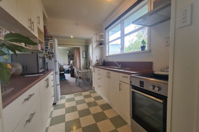 Photo of property in 8 Revans Street, Miramar, Wellington, 6022