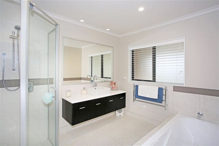 Photo of property in 1 Overend Court, Pukekohe, 2120