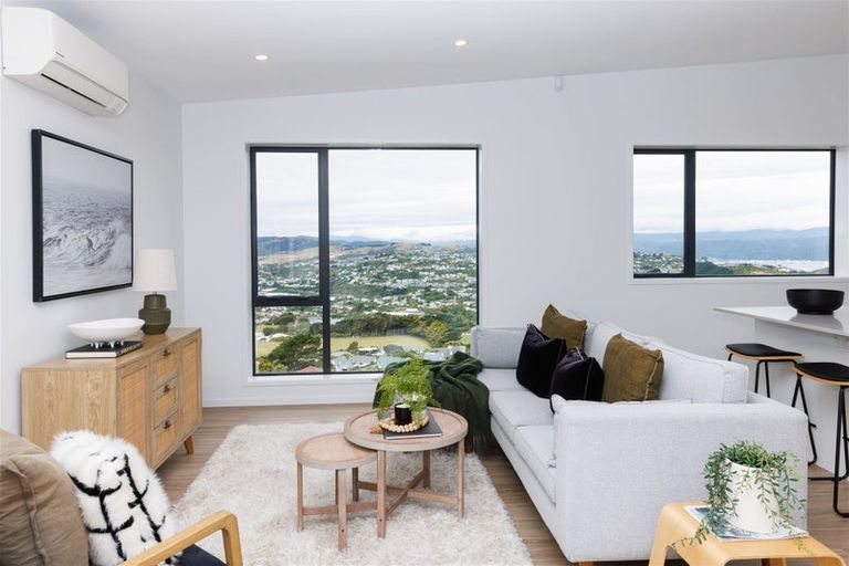 Photo of property in 14 Jaunpur Crescent, Broadmeadows, Wellington, 6035