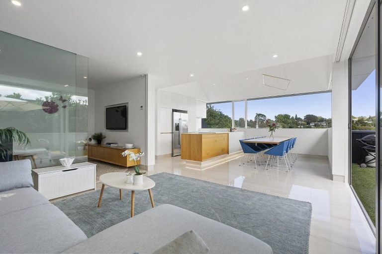 Photo of property in 9 Shirley Road, Grey Lynn, Auckland, 1021