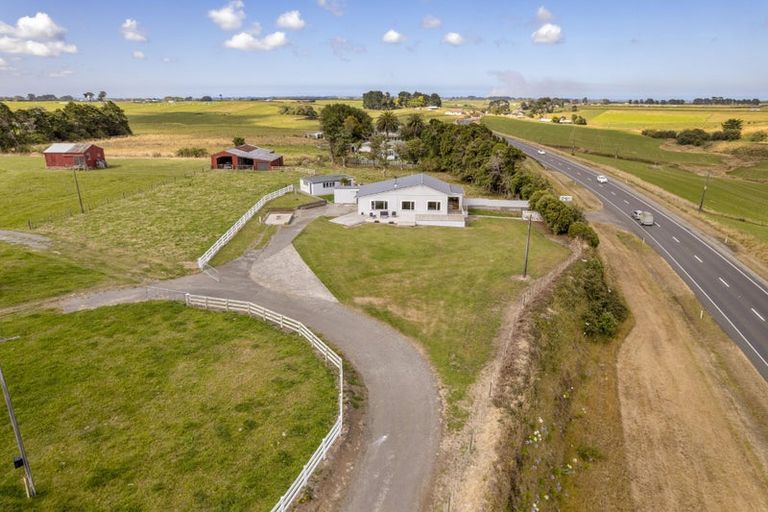 Photo of property in 370 Boylan Road, Te Roti, Hawera, 4673