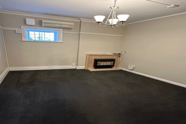 Photo of property in 84a Salamanca Road, Kelburn, Wellington, 6012