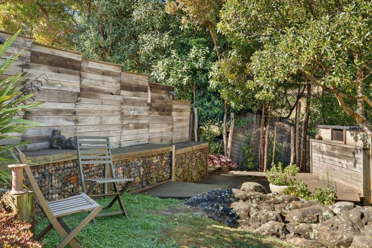 Photo of property in 29 Te Papau Crescent, Diamond Harbour, 8972