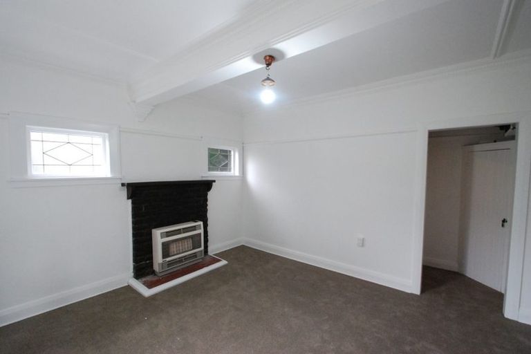 Photo of property in 2 Busaco Road, Hataitai, Wellington, 6021