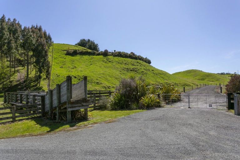 Photo of property in 550 Whangamata Road, Kinloch, Taupo, 3377