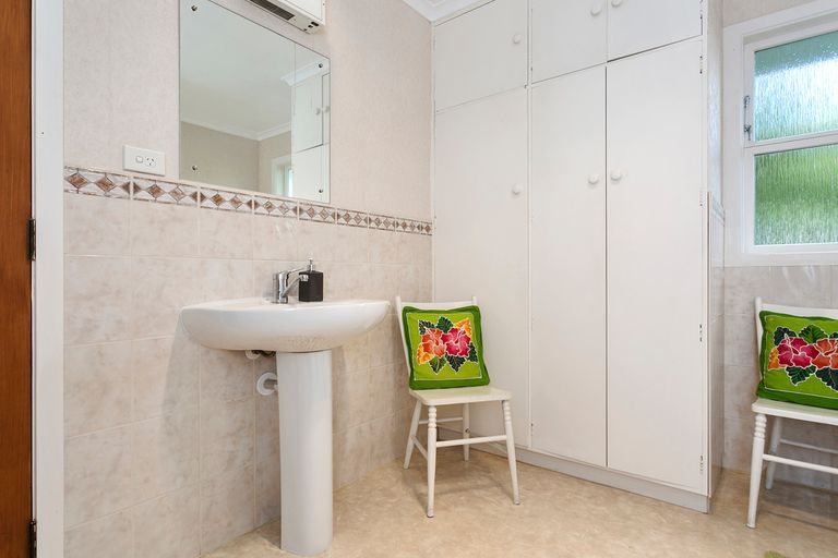 Photo of property in 20 Clare Street, Cambridge, 3434