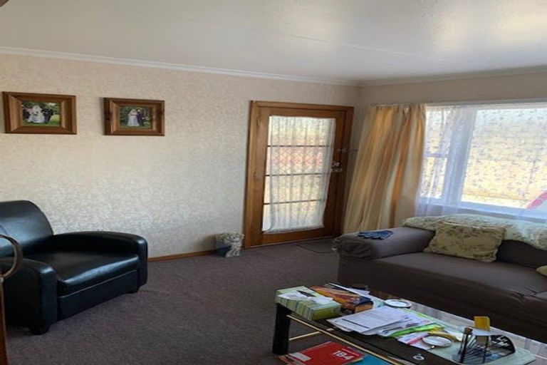 Photo of property in 147-149 Heretaunga Street, Palmerston North, 4414