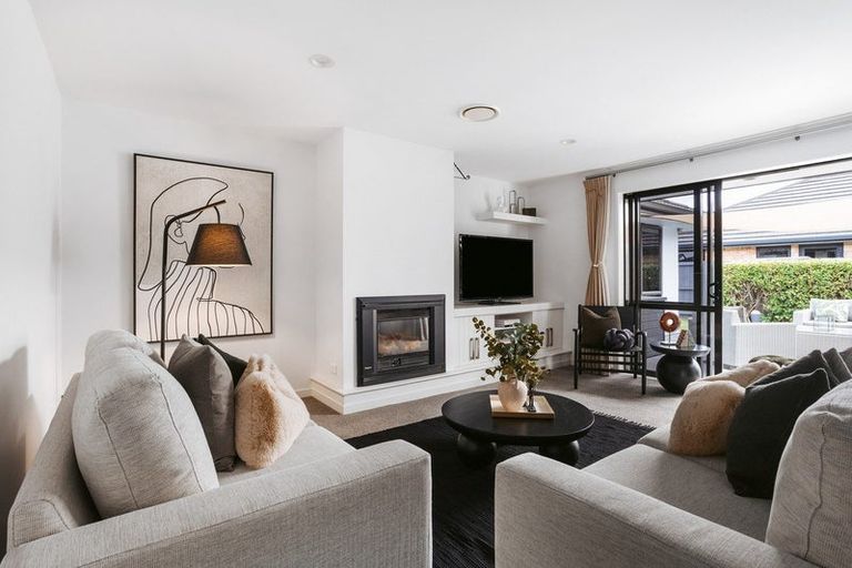 Photo of property in 14 Glenmonarch Place, Pyes Pa, Tauranga, 3112