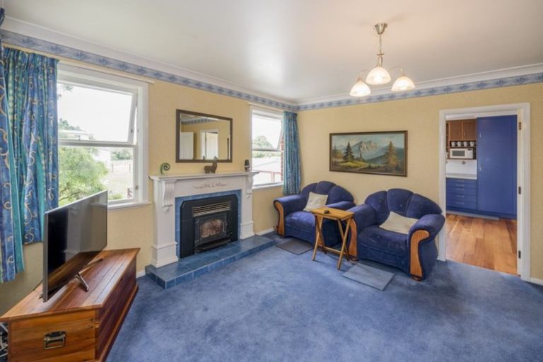 Photo of property in 361 Arapaepae Road, Levin, 5571