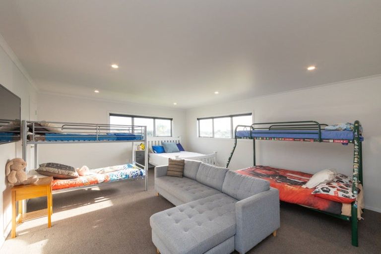 Photo of property in 79 Thomas Place, Foxton Beach, Foxton, 4815