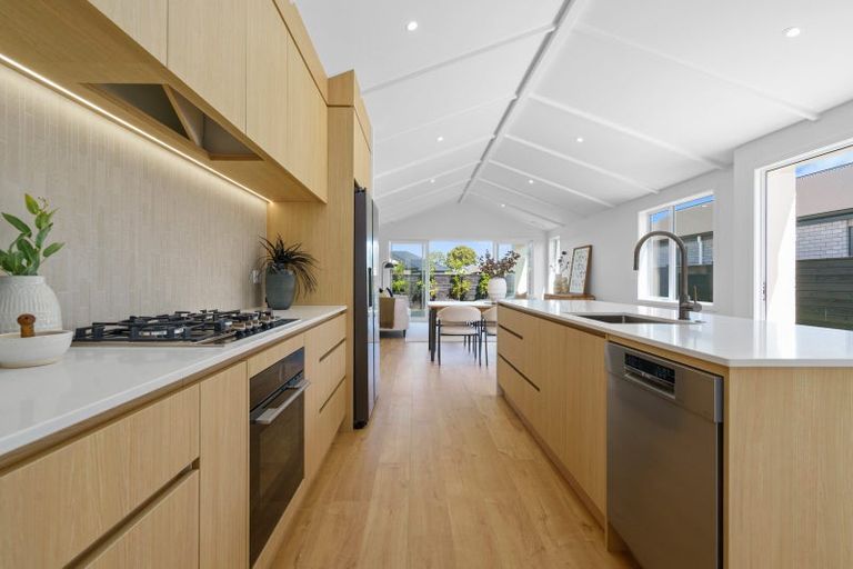 Photo of property in 11 Rose Leigh Drive, Cambridge, 3434