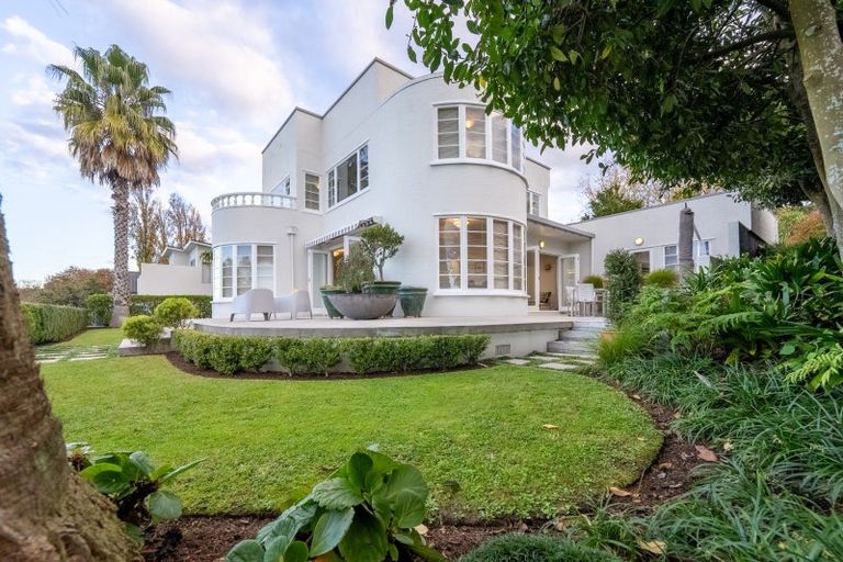 Photo of property in 11 Awatere Avenue, Beerescourt, Hamilton, 3200