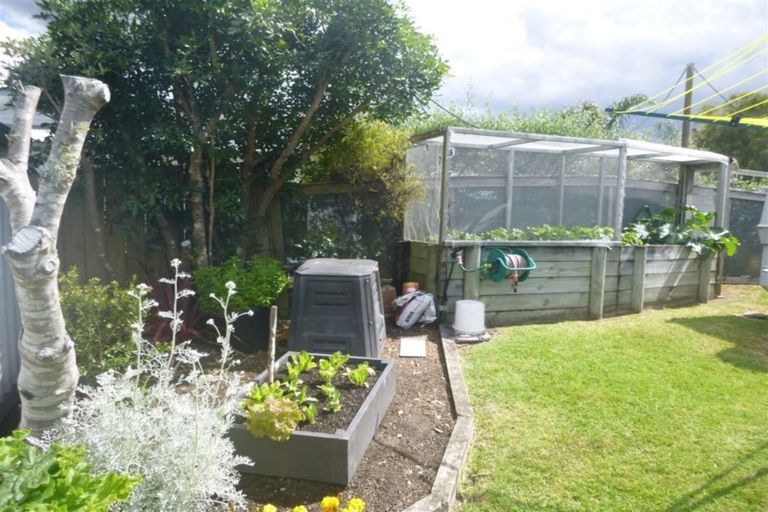 Photo of property in 211 Given Avenue, Whangamata, 3620