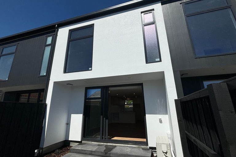 Photo of property in 4/9 Whittington Avenue, Woolston, Christchurch, 8023