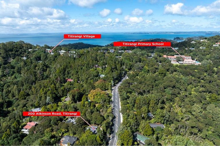 Photo of property in 200 Atkinson Road, Titirangi, Auckland, 0604