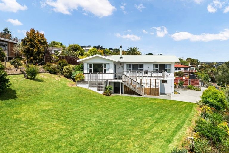 Photo of property in 11 Mountain Road, Morningside, Whangarei, 0110