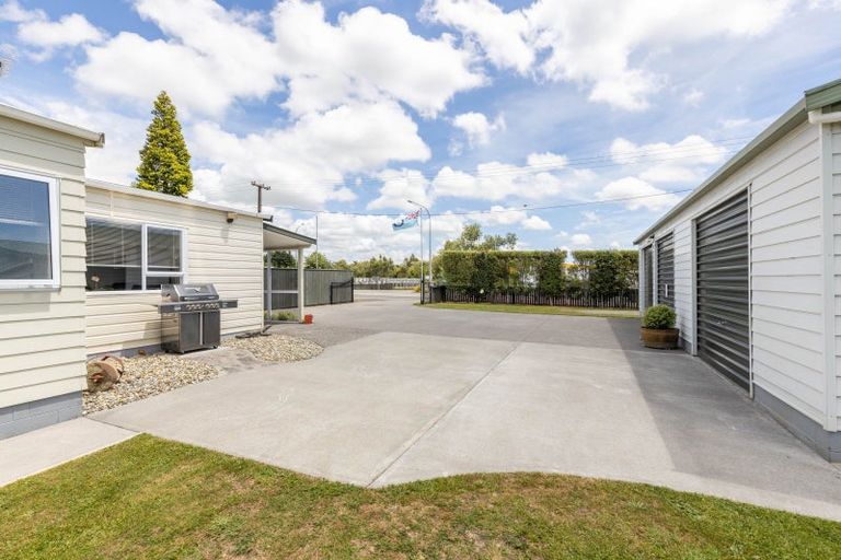 Photo of property in 1279 Egmont Road, Egmont Village, New Plymouth, 4372