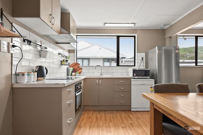 Photo of property in 378 Cambridge Terrace, Naenae, Lower Hutt, 5011