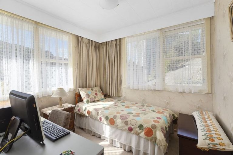 Photo of property in 26 Doris Gordon Crescent, Crofton Downs, Wellington, 6035