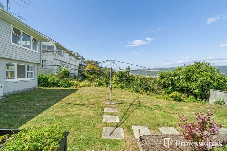 Photo of property in 10 Major Drive, Kelson, Lower Hutt, 5010