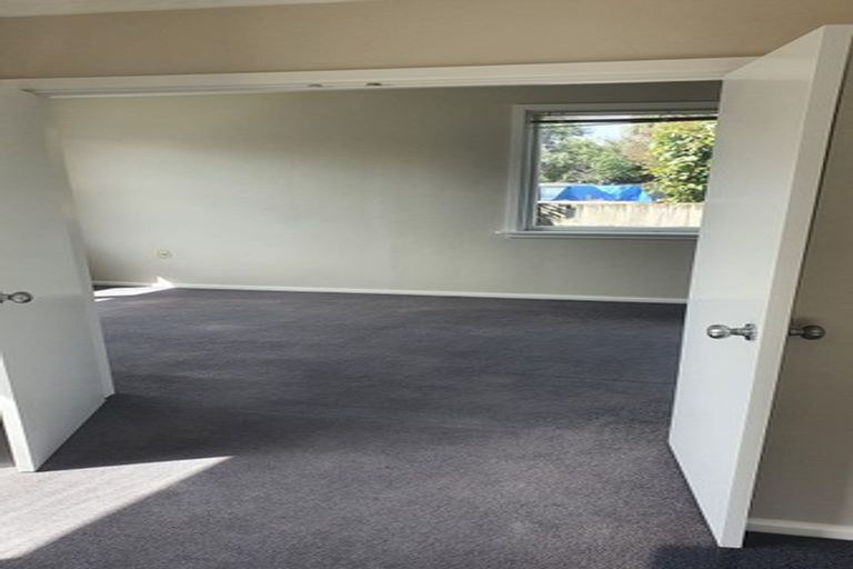 Photo of property in 5 Prestons Road, Redwood, Christchurch, 8051