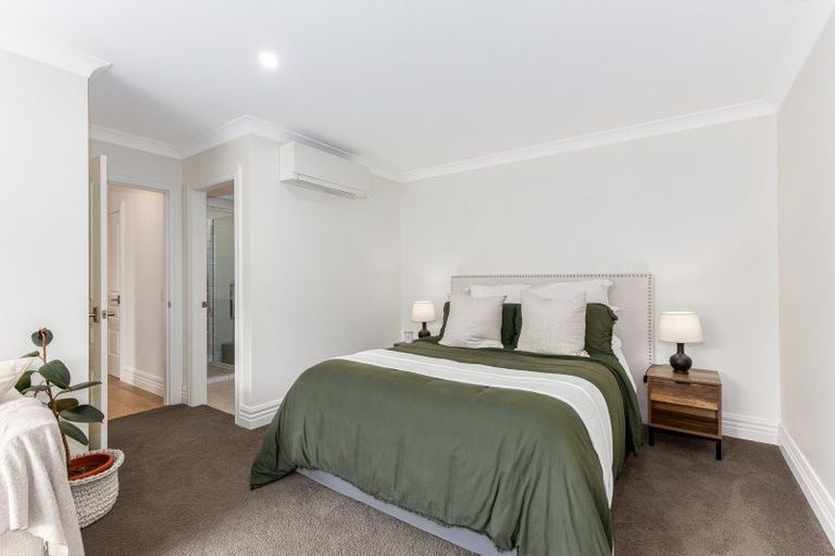 Photo of property in 23 Silverstream Road, Crofton Downs, Wellington, 6035