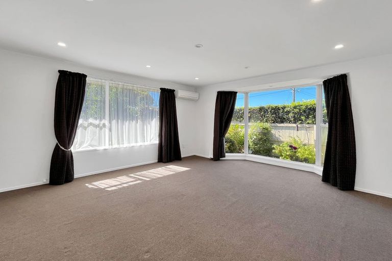 Photo of property in 1/23 Withells Road, Avonhead, Christchurch, 8042