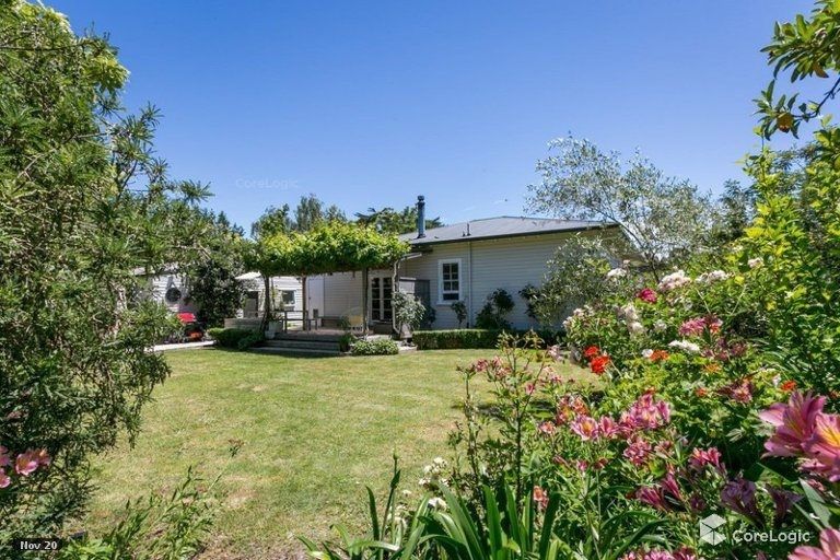 Photo of property in 144 Springfield Road, Taradale, Napier, 4183