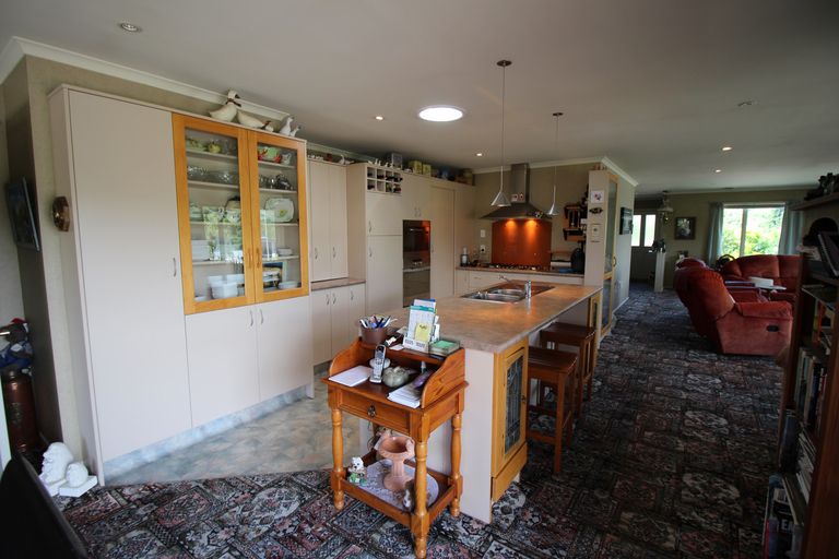 Photo of property in 6 Walnut Grove, Alexandra, 9320