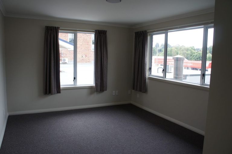 Photo of property in 214 Main South Road, Green Island, Dunedin, 9018