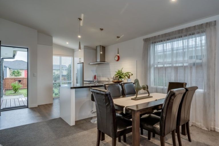 Photo of property in 3 Ponga Place, Papamoa Beach, Papamoa, 3118