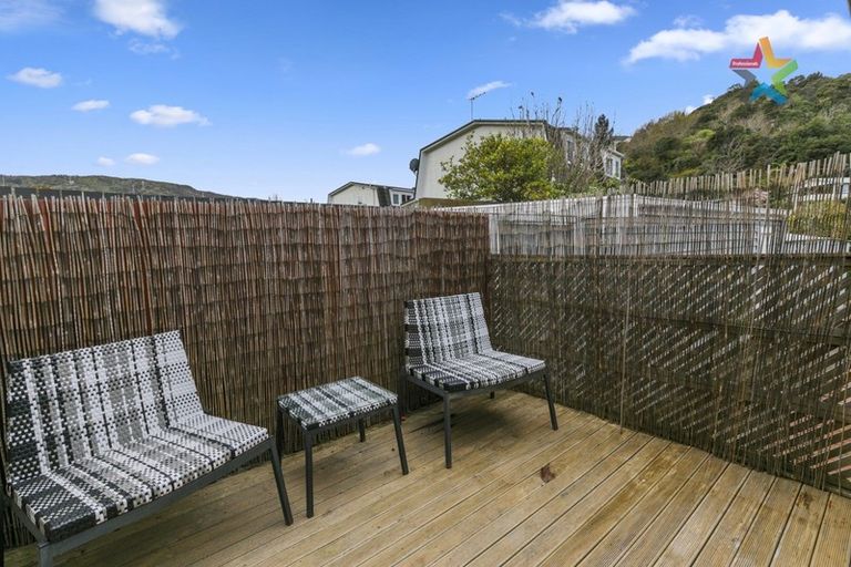 Photo of property in 23 Stokes Valley Road, Stokes Valley, Lower Hutt, 5019