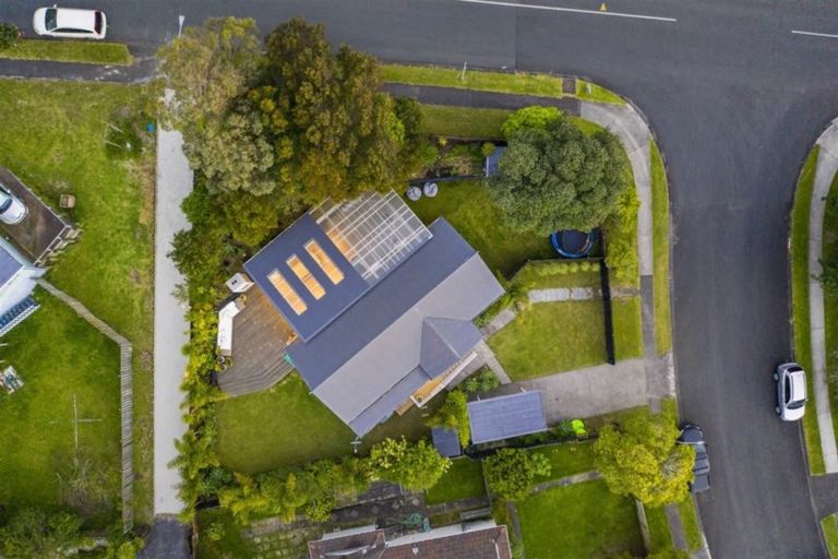 Photo of property in 2 Redwing Street, Browns Bay, Auckland, 0630