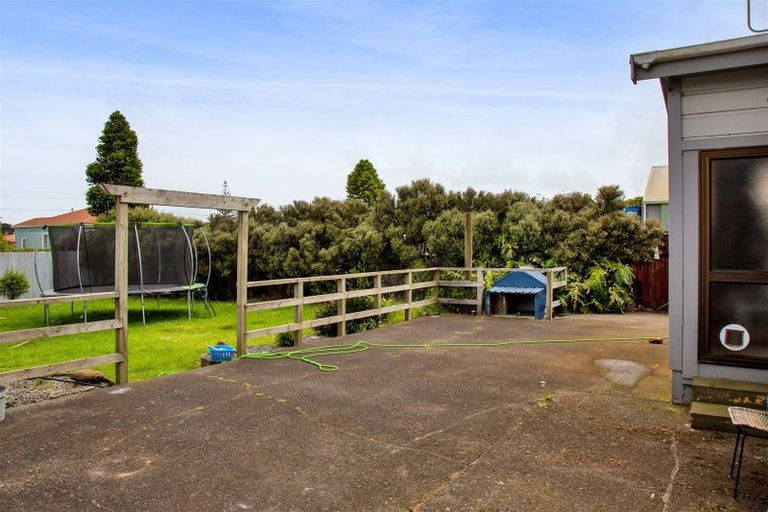 Photo of property in 68 South Road, Manaia, 4612