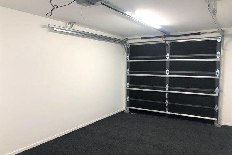 Photo of property in 2/4 Heath Street, Saint Andrews, Hamilton, 3200