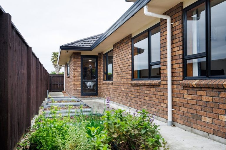 Photo of property in 7 Alpine Grove, Kelvin Grove, Palmerston North, 4414