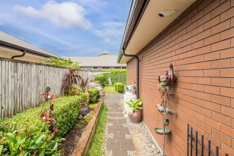 Photo of property in 12 Easby Way, Flagstaff, Hamilton, 3210