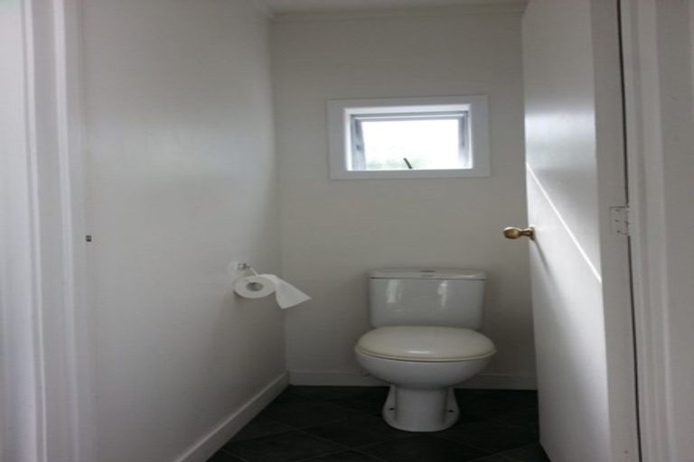 Photo of property in 120 Okura River Road, Okura, Albany, 0792