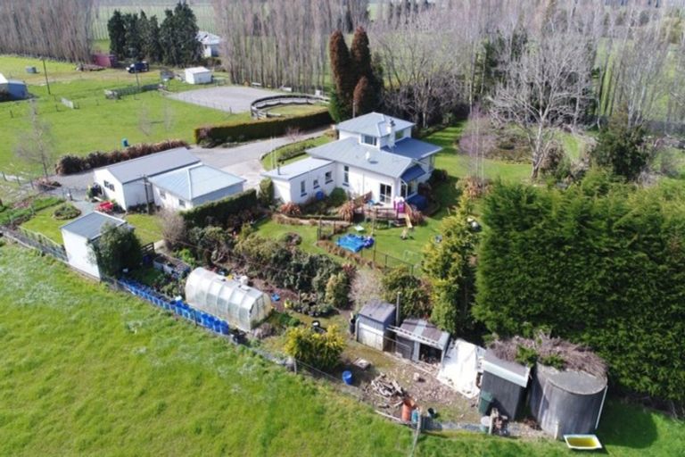 Photo of property in 988 Winton-wreys Bush Highway, Oreti Plains, Winton, 9783