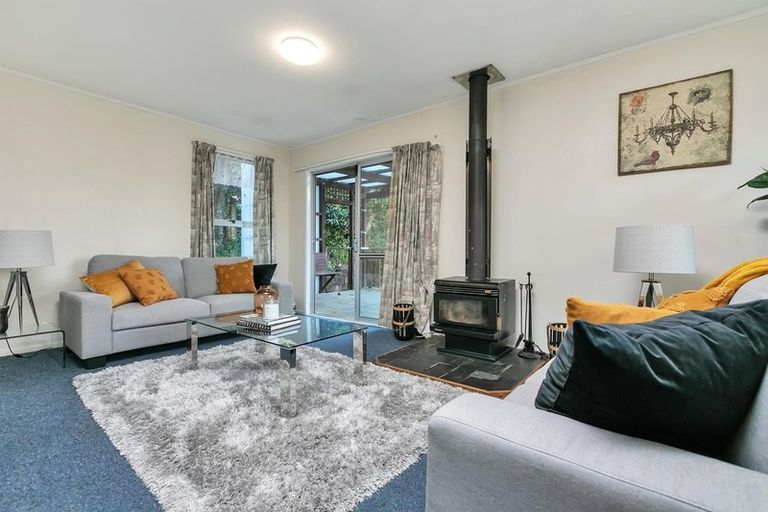 Photo of property in 14 Jayne Place, Torbay, Auckland, 0630