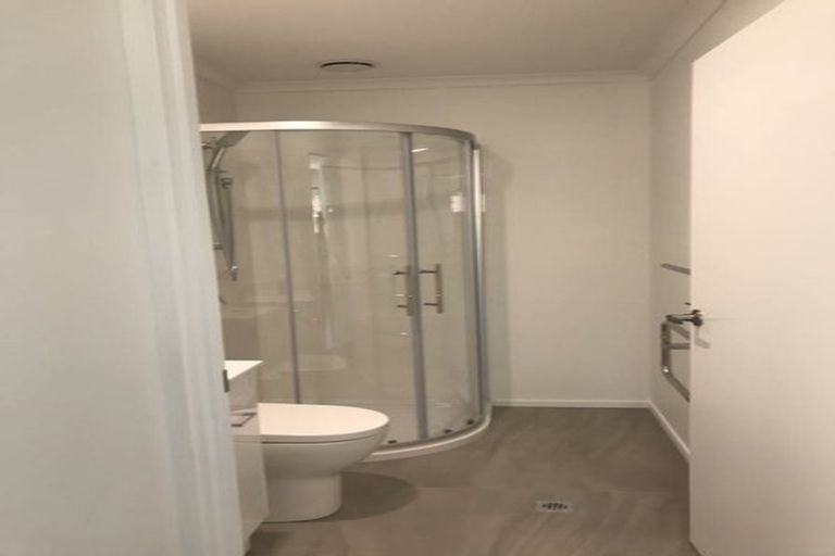 Photo of property in 1/2 Mcnicol Street, Fairfield, Hamilton, 3214