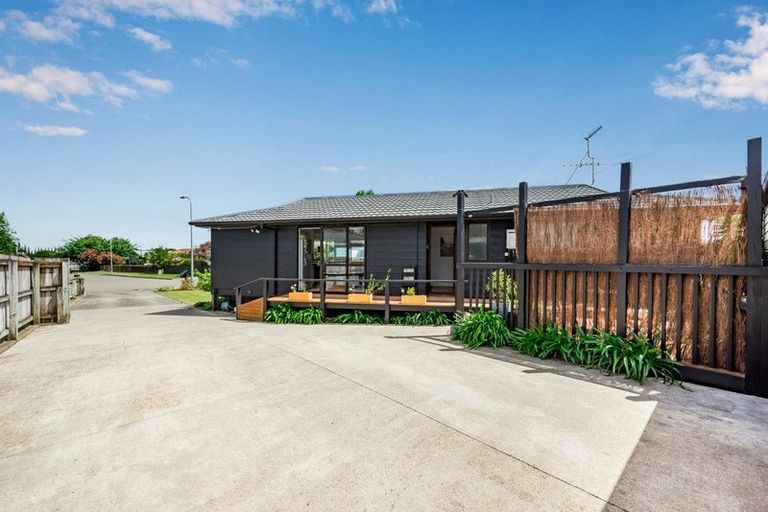 Photo of property in 15 Palmer Court, Paraparaumu, 5032