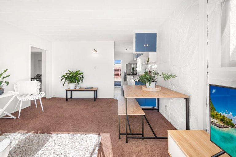 Photo of property in 1/18 Gobray Crescent, Mount Maunganui, 3116