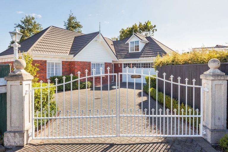 Photo of property in 6 Nicolas Lane, West End, Palmerston North, 4410