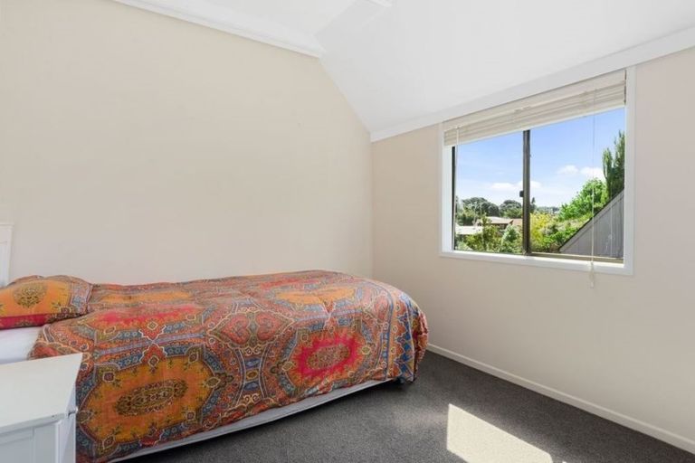 Photo of property in 2/48 Waiau Street, Torbay, Auckland, 0630