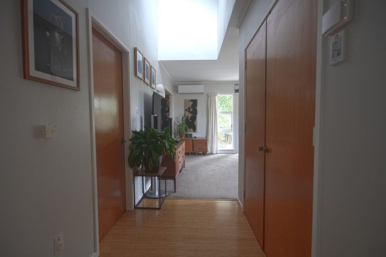 Photo of property in 1/185 Cecil Road, Wilton, Wellington, 6012