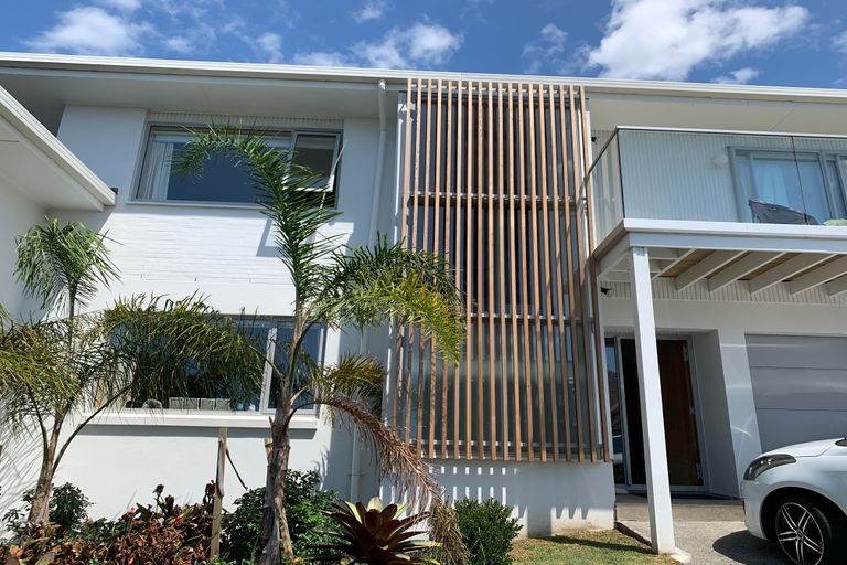 Photo of property in 1/5 Brown Street, Hauraki, Auckland, 0622