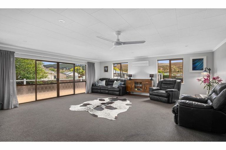 Photo of property in 104 Fache Street, Clyde, 9330